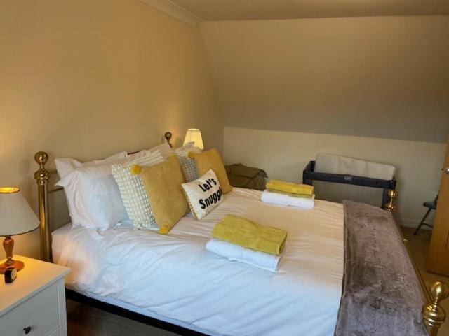 Stylish Contemporary Seaside With 5 Bedrooms, Sea View, Parking And Ev Point Holiday home