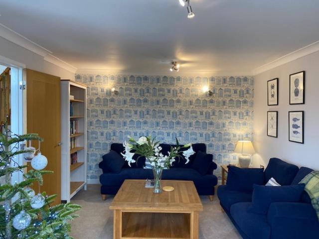 Holiday home Stylish Contemporary Seaside With 5 Bedrooms, Sea View, Parking And Ev Point Herne Bay